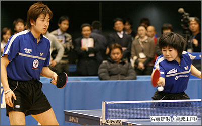 福原愛ペアは快勝